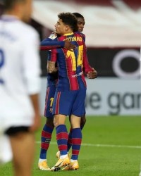  莱切, 南方德比战平保留中游席位